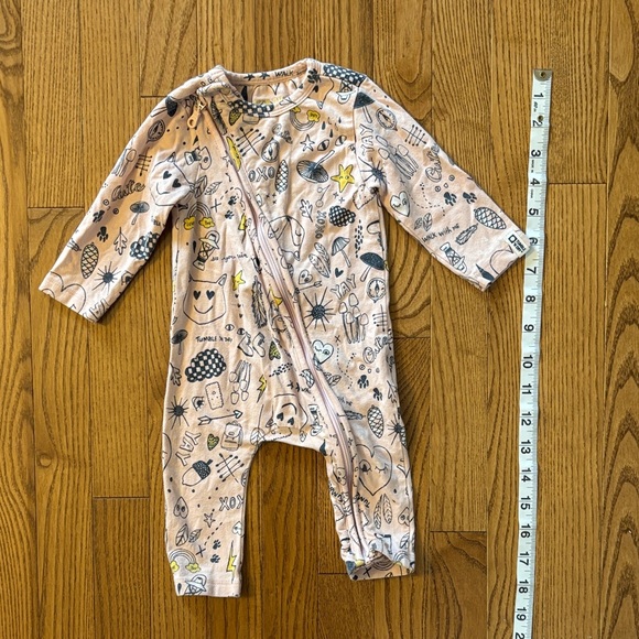 Doodle-Patterned Kids One Piece - Picture 1 of 6